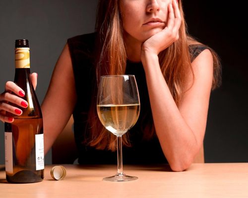 Анонимное лечение женского алкоголизма в Ревде